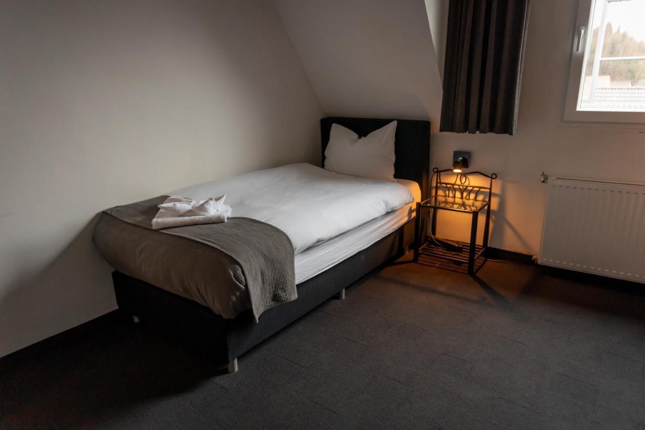 Hotel Tiefenhagen Sauerland レンネシュタット エクステリア 写真