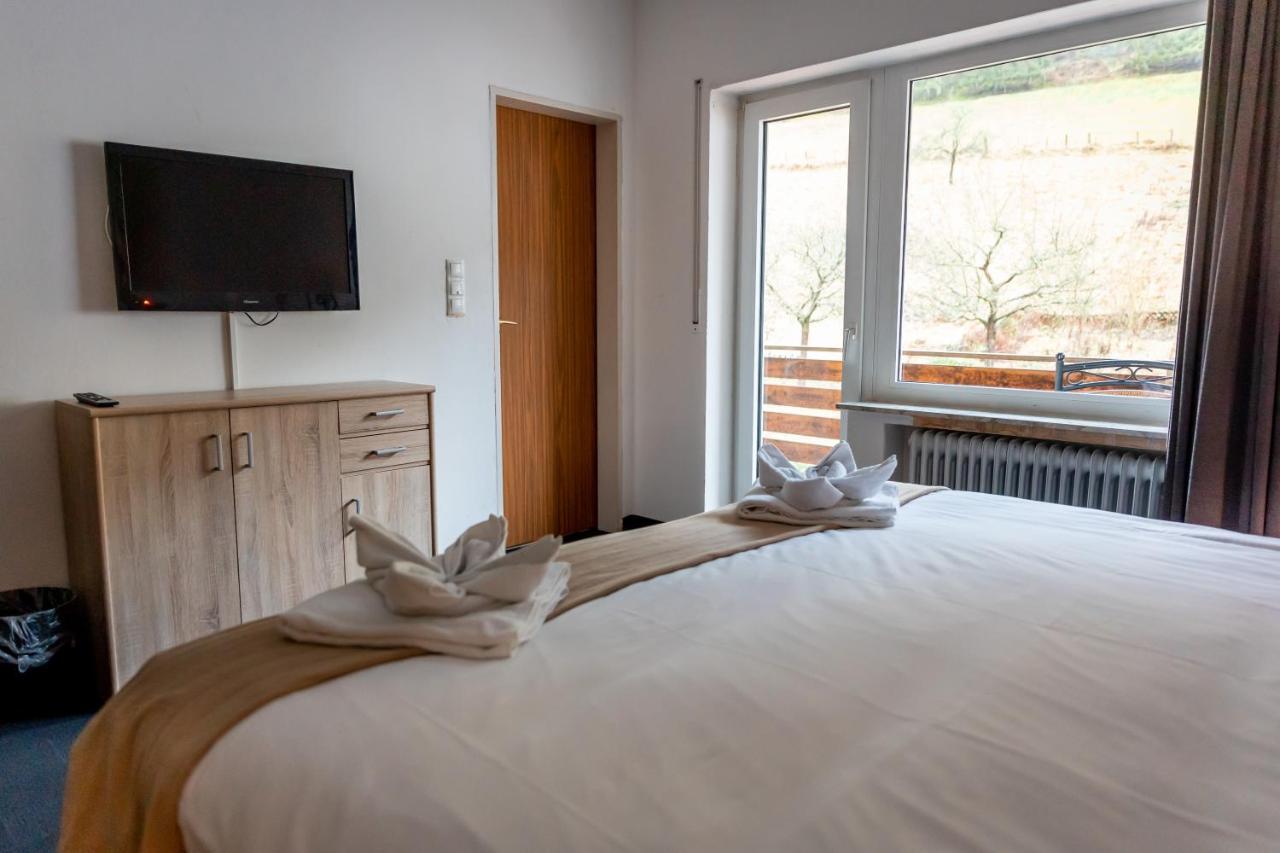 Hotel Tiefenhagen Sauerland レンネシュタット エクステリア 写真