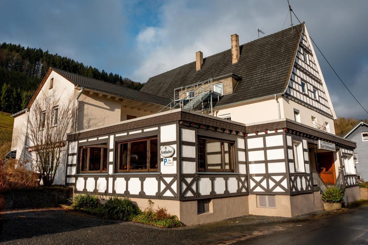 Hotel Tiefenhagen Sauerland レンネシュタット エクステリア 写真